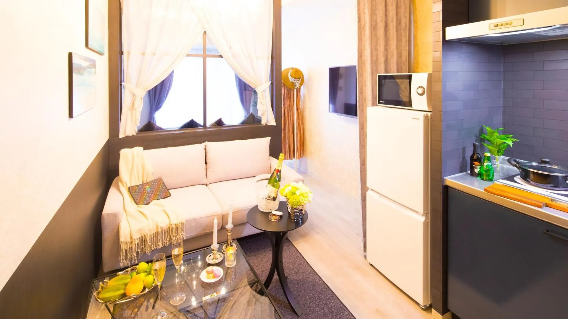 @Rlis_House 難波 Apartment Osaka 0*,